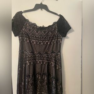 Beautiful off the shoulders Lace dress- like new,only worn once, Zippered back